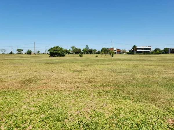 Dos lotes en venta en costa del Lago, Hernandarias