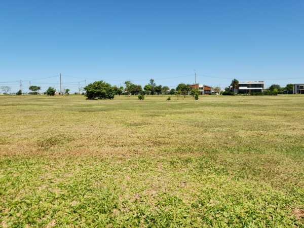 Dos lotes en venta en costa del Lago, Hernandarias