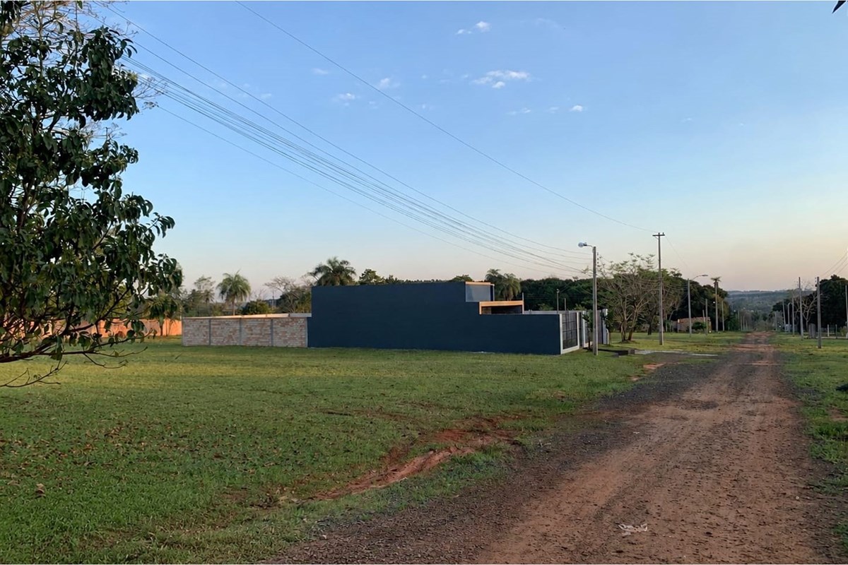 Dois lotes juntos à venda em Caaguazú