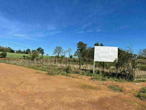 Dos terrenos en esquina en venta, Los Cedrales, Alto Paraná