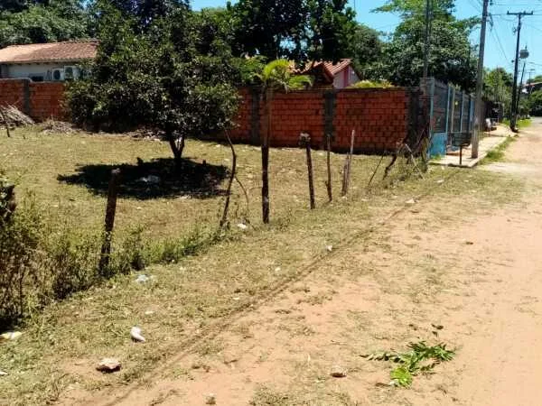 Dos terrenos en venta en Barrio Acosta Ñu, San Antonio