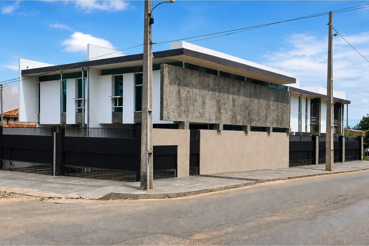 Dúplex a estrenar en venta con 4 dormitorios en Fernando de la Mora