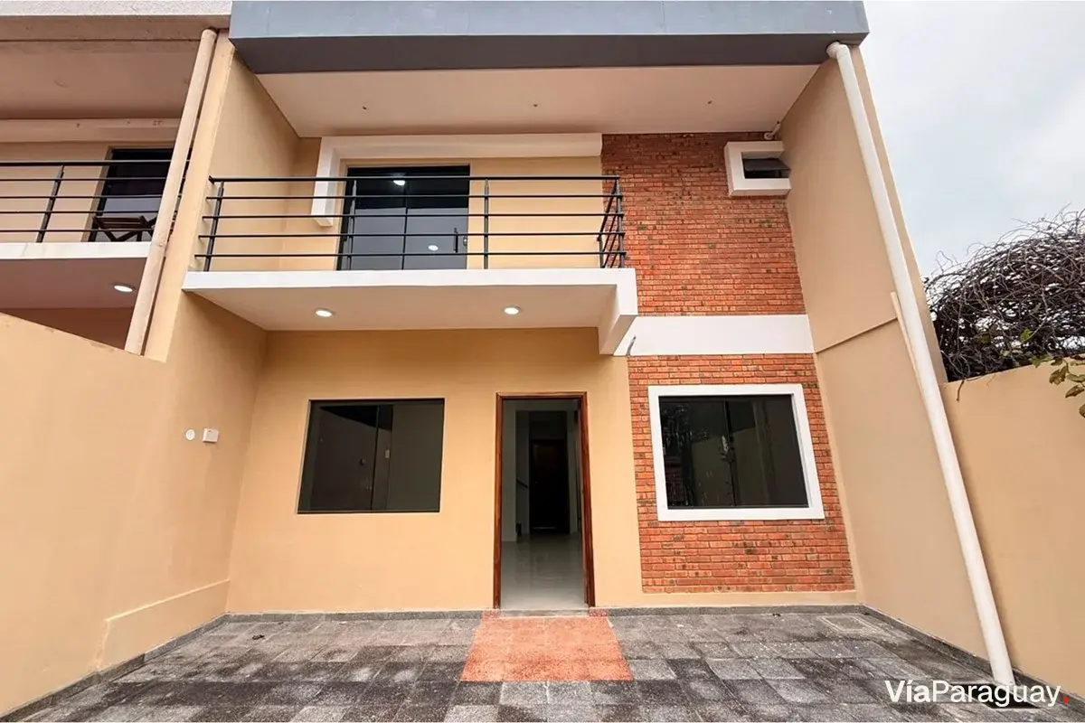Brand new duplex for sale in Laurelty, Luque