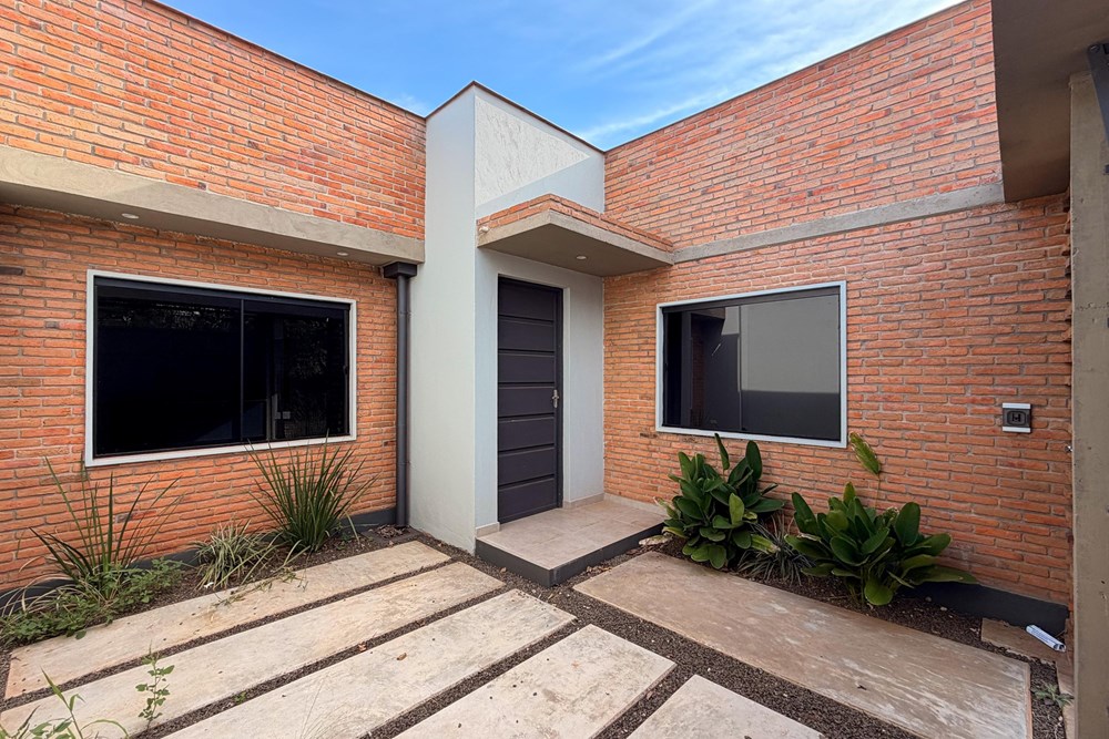 Duplex novo à venda em Cambyretá, Itapúa