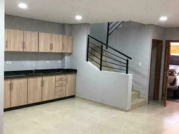 Duplex a estrenar en venta en Lambaré, zona hipermercados Pueblo