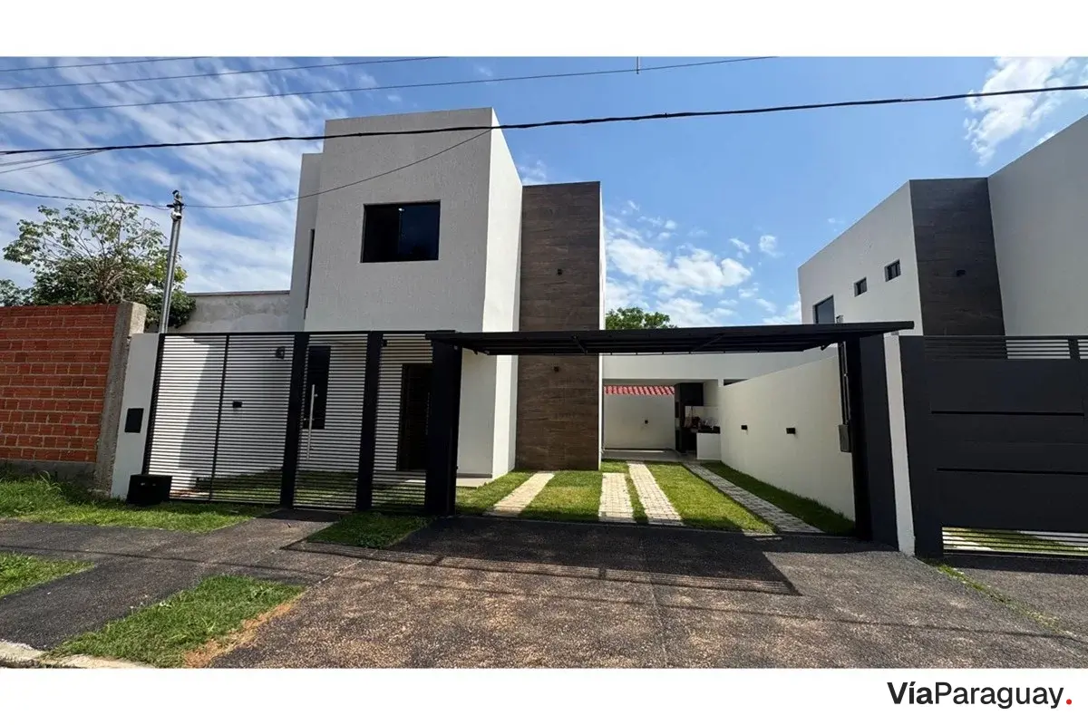 Brand new duplex for sale in Laurelty, Luque