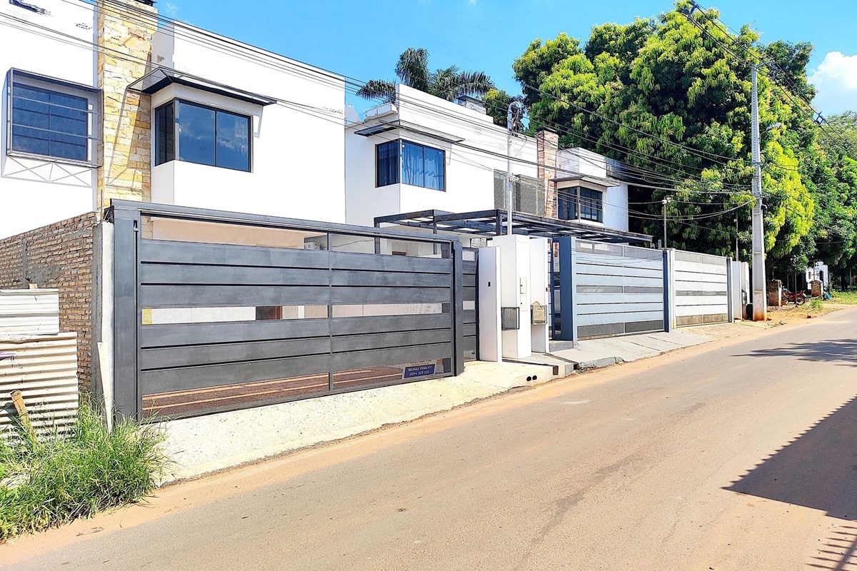 Duplex novo à venda em Laurelty, San Lorenzo
