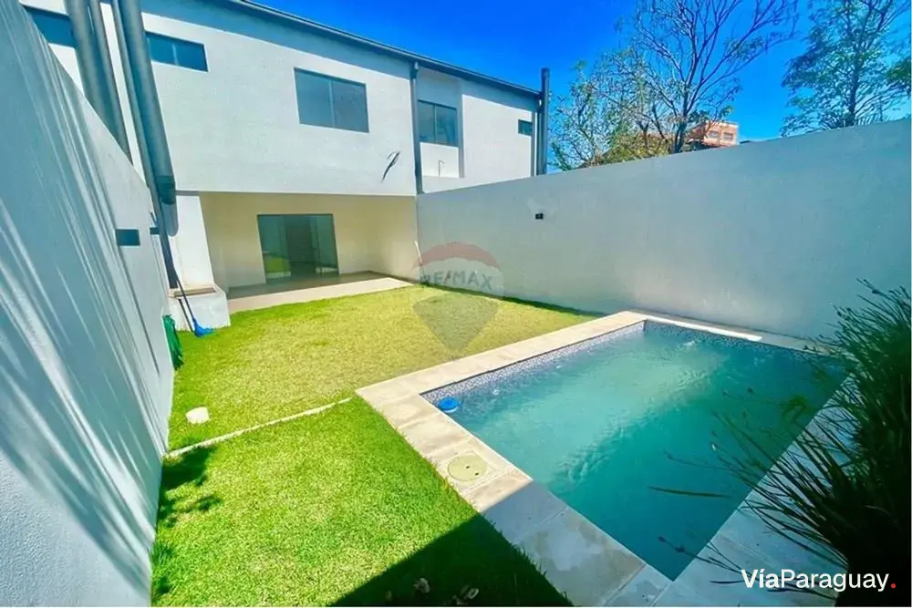 Brand new duplex for sale in Loma Pytá, Asunción