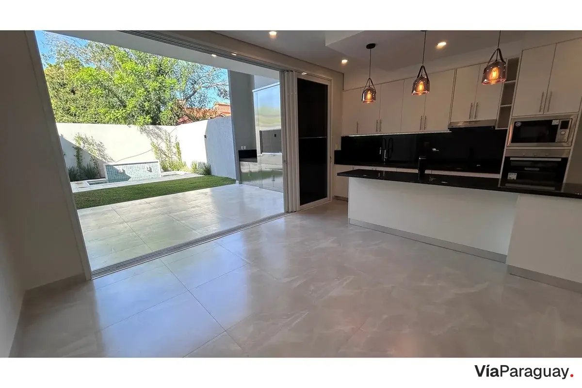 Duplex novo à venda em Villa Aurelia, Assunção