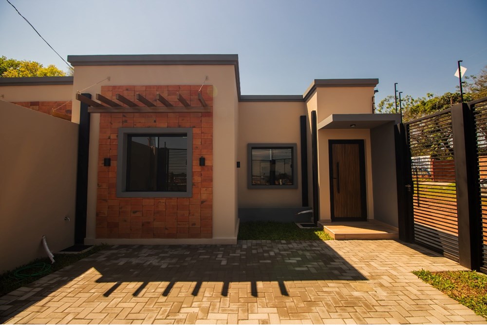 Dúplex a estrenar en venta en Villa Elisa con domótica