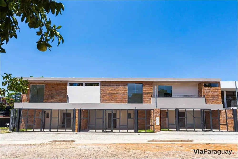 Dúplex Ámbar à venda em Lambaré, 3 dormitórios