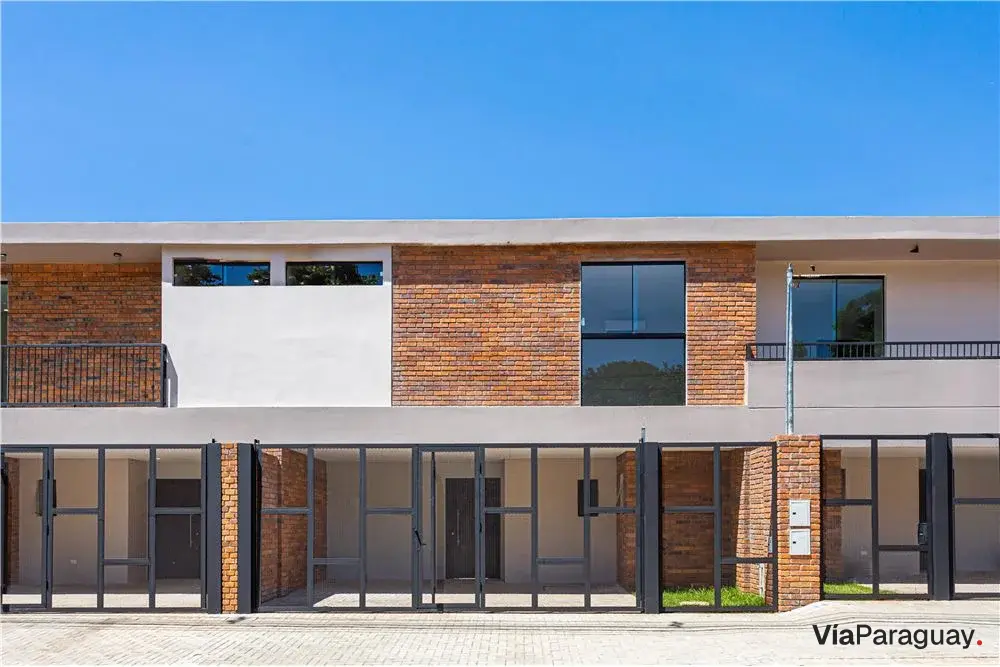 Dúplex Ámbar en venta en Lambaré, 3 dormitorios