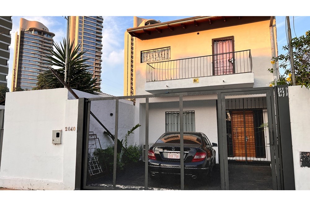 Duplex mobiliado para alugar em Mburucuyá, região do Jade Park
