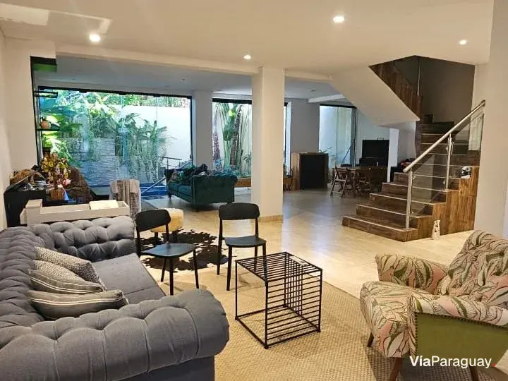 Duplex amoblado en alquiler en Villa Morra, Asunción
