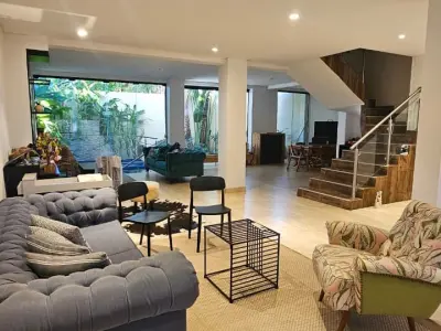 Duplex amoblado en alquiler en Villa Morra, Asunción