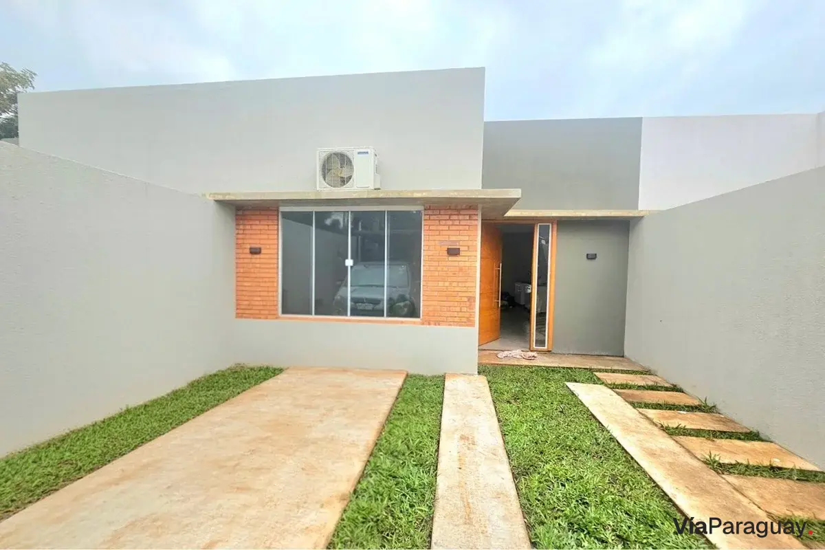Dúplex de 1 planta en venta en Luque, Ykua Dure