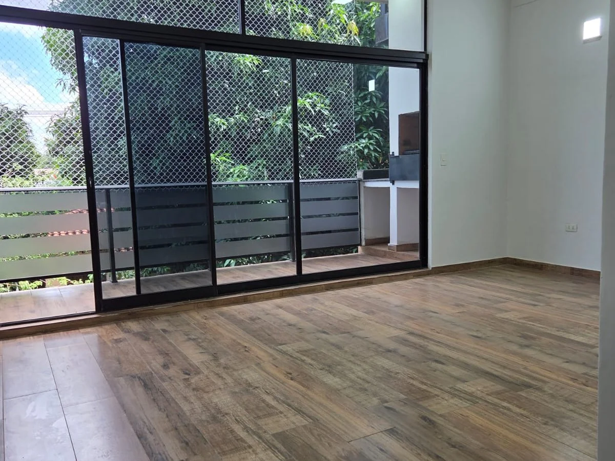 Dúplex de 2 dormitorios en venta en Valle Ybate, Lambaré