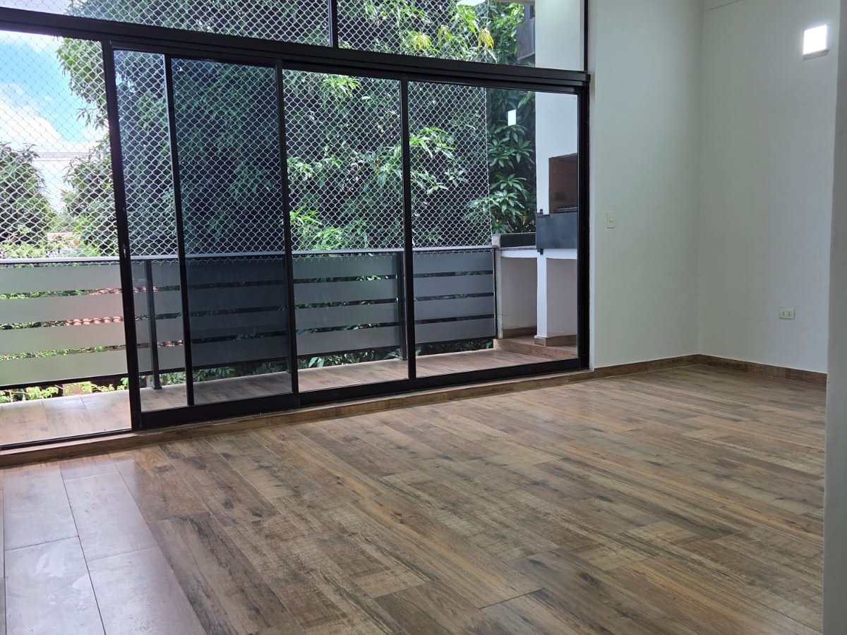 Duplex de 2 quartos à venda em Valle Ybate, Lambaré