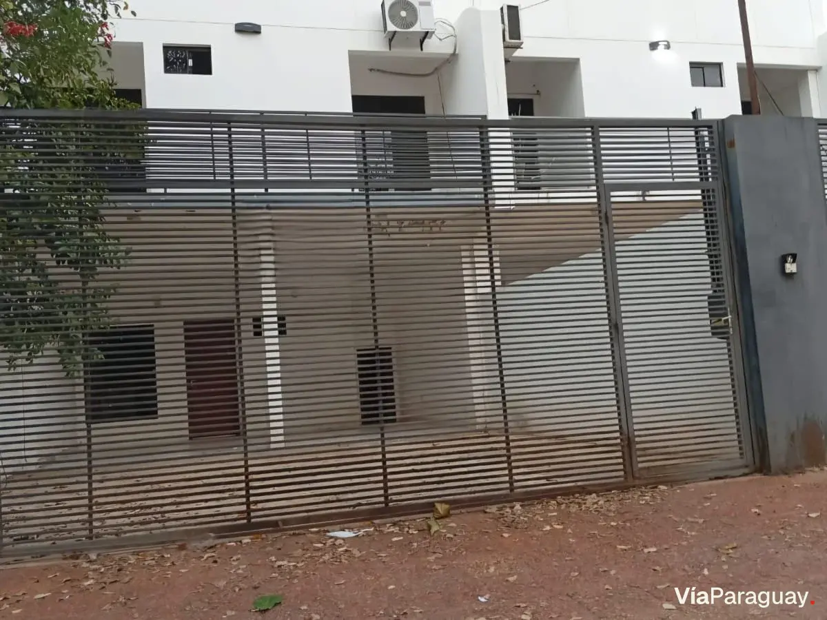 3-bedroom duplex for rent in Loma Pyta