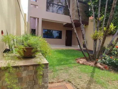 Dúplex de 3 dormitorios en venta en Barrio Boquerón 2