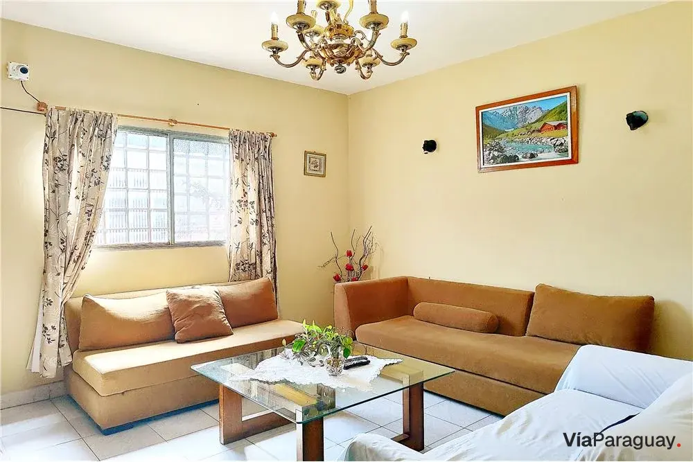 Dúplex de 3 dormitorios en venta en Lambaré