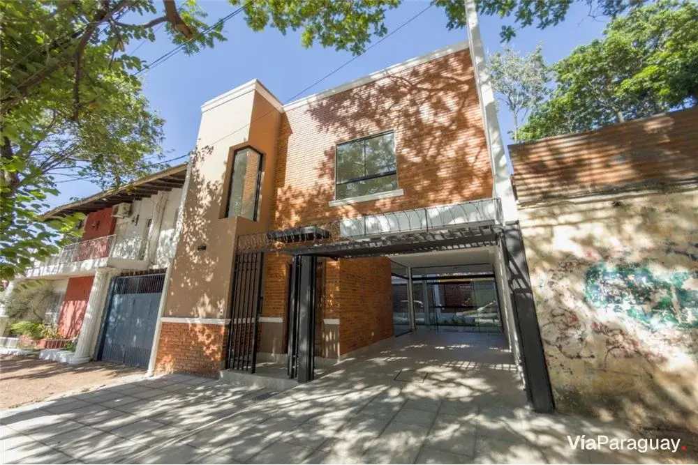 Dúplex de 3 dormitorios en venta en Sajonia, a estrenar