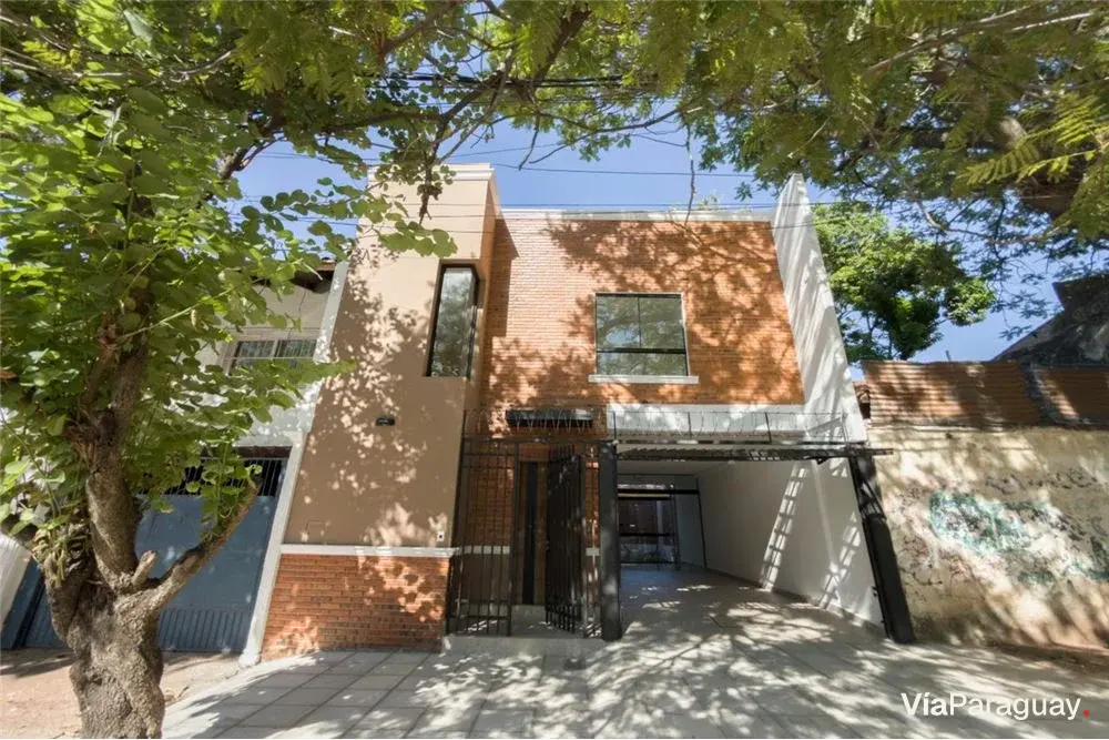 Dúplex de 3 dormitorios en venta en Sajonia, a estrenar
