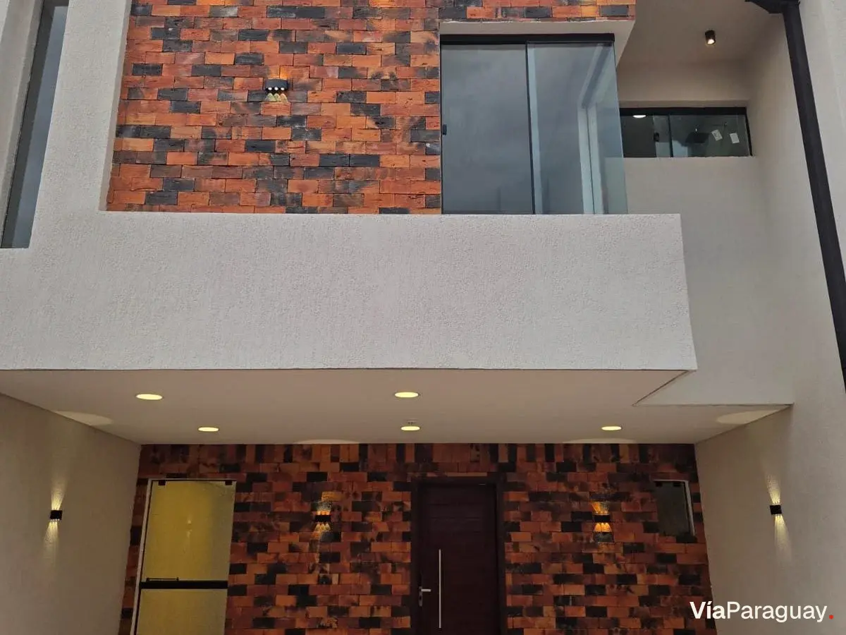 Duplex de 3 dormitórios à venda em San Vicente