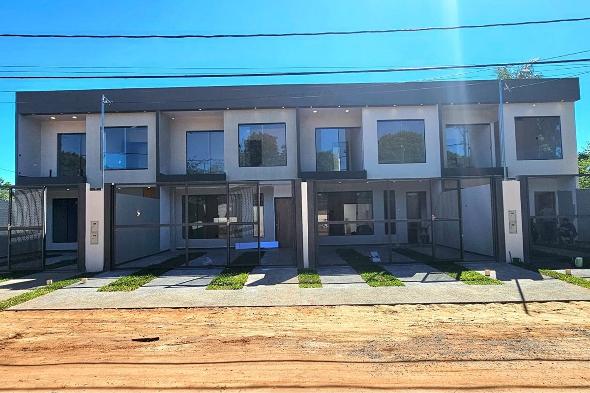 Dúplex de 3 habitaciones en venta en Capiatá