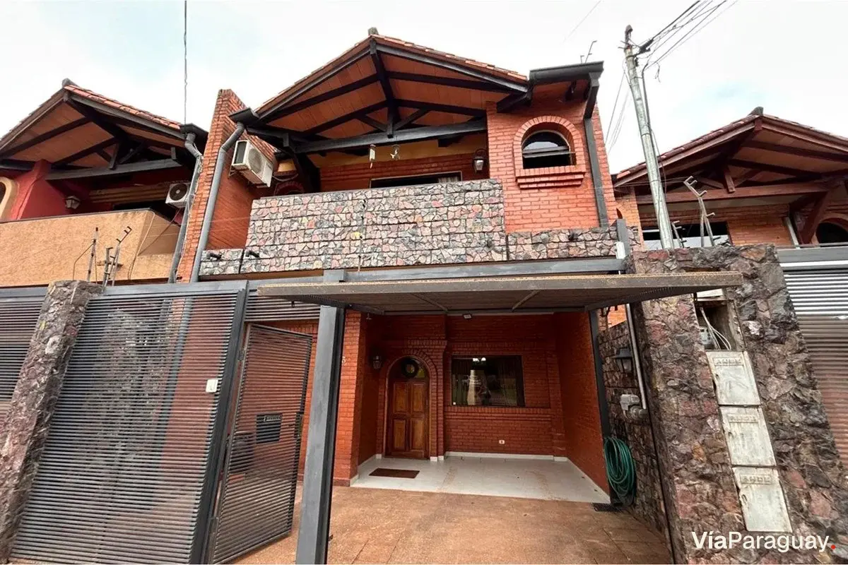 Dúplex para alugar em Fernando de la Mora, Zona Norte