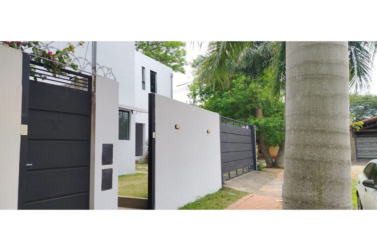 Duplex para alugar em Luque, Yaguareté Corá