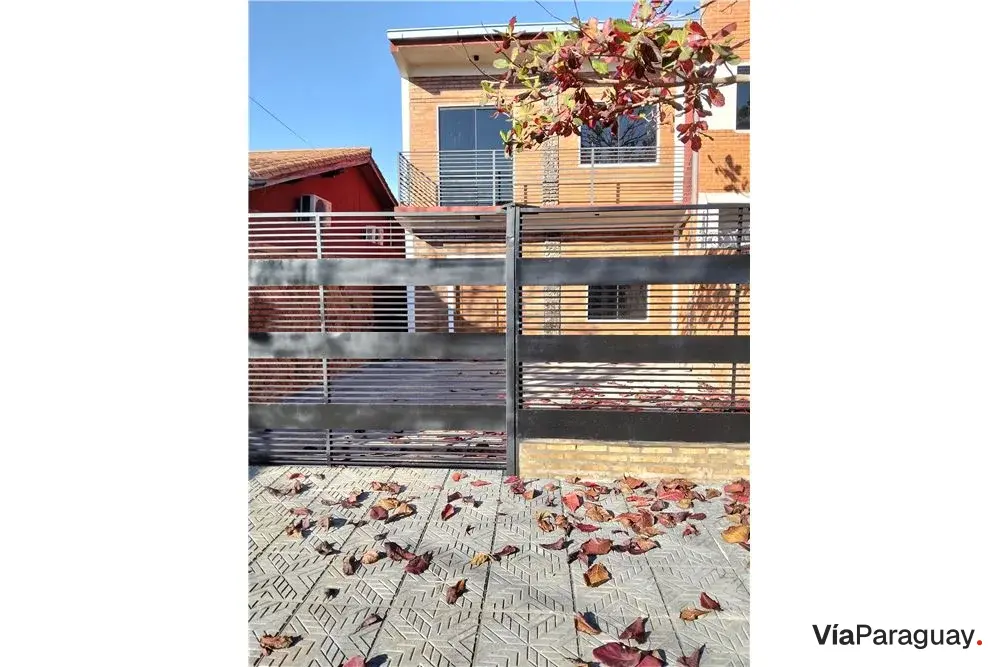 Duplex for rent in Luque, Brítez Borges area