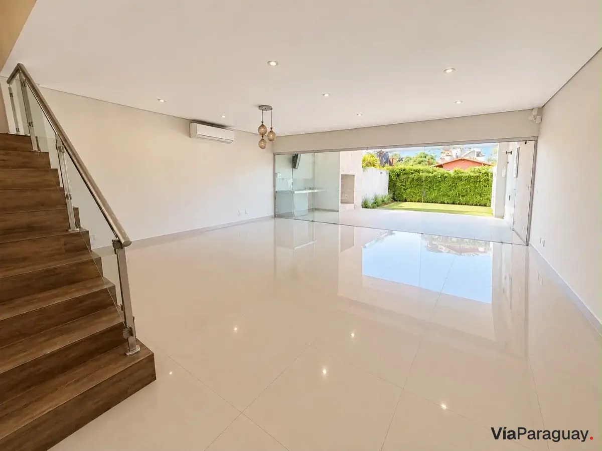 Duplex for rent in Mburucuyá, Asunción