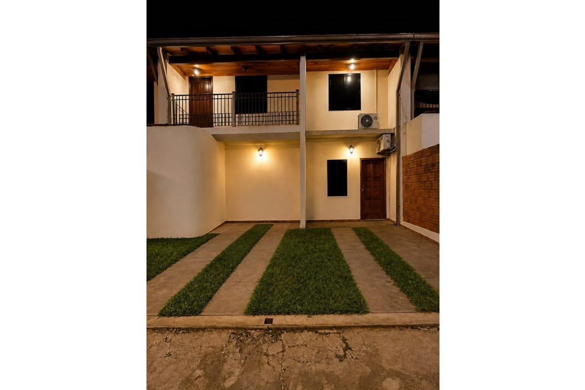 Duplex para alugar em San Lorenzo, Laurelty