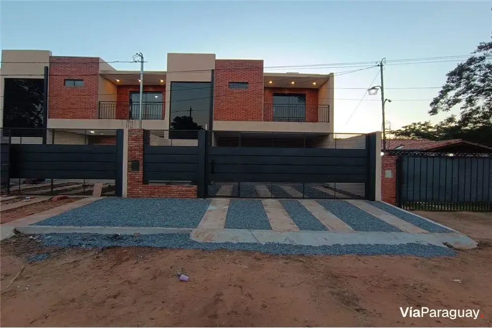Duplex for rent in San Lorenzo, Santo Tomás