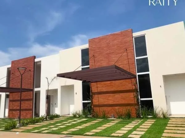 Duplex na planta em condomínio fechado Vy'a Raity, Laurelty, Luque