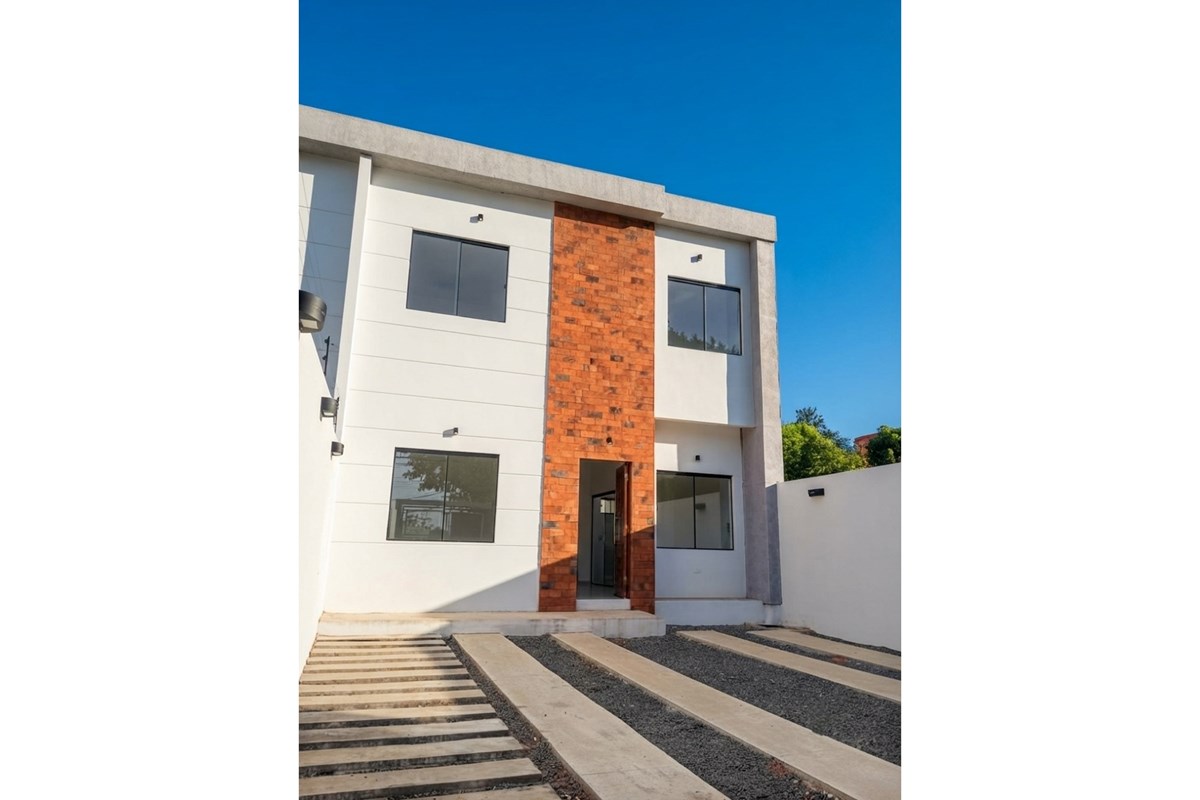 Dúplex en venta con patio en Puerto Pabla, Lambaré