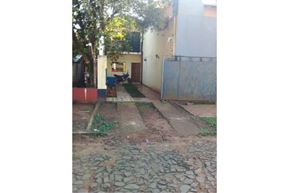Duplex à venda no B° Santa Ana, Ciudad del Este