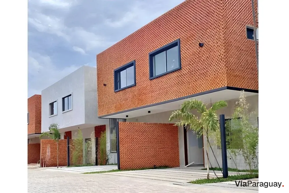 Dúplex en venta en barrio cerrado Altea Laguna Grande