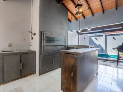 Duplex à venda no bairro Mburucuyá, Assunção