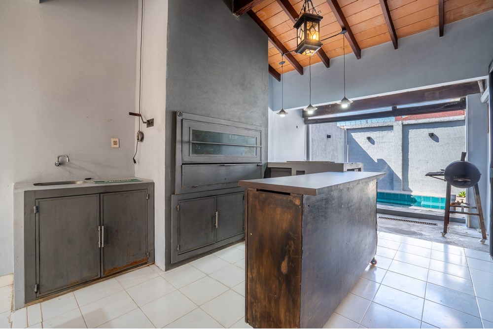 Duplex for sale in Mburucuyá neighborhood, Asunción