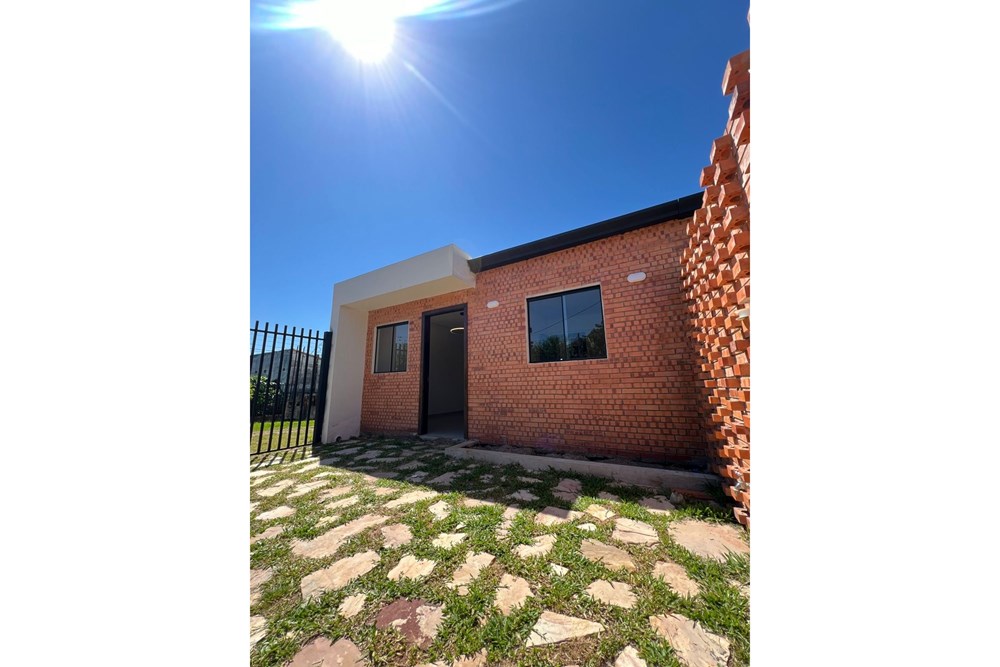 Dúplex en venta en Capiatá con 2 dormitorios