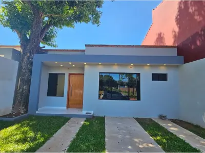 Duplex à venda em Capiatá com jardim e 3 dormitórios