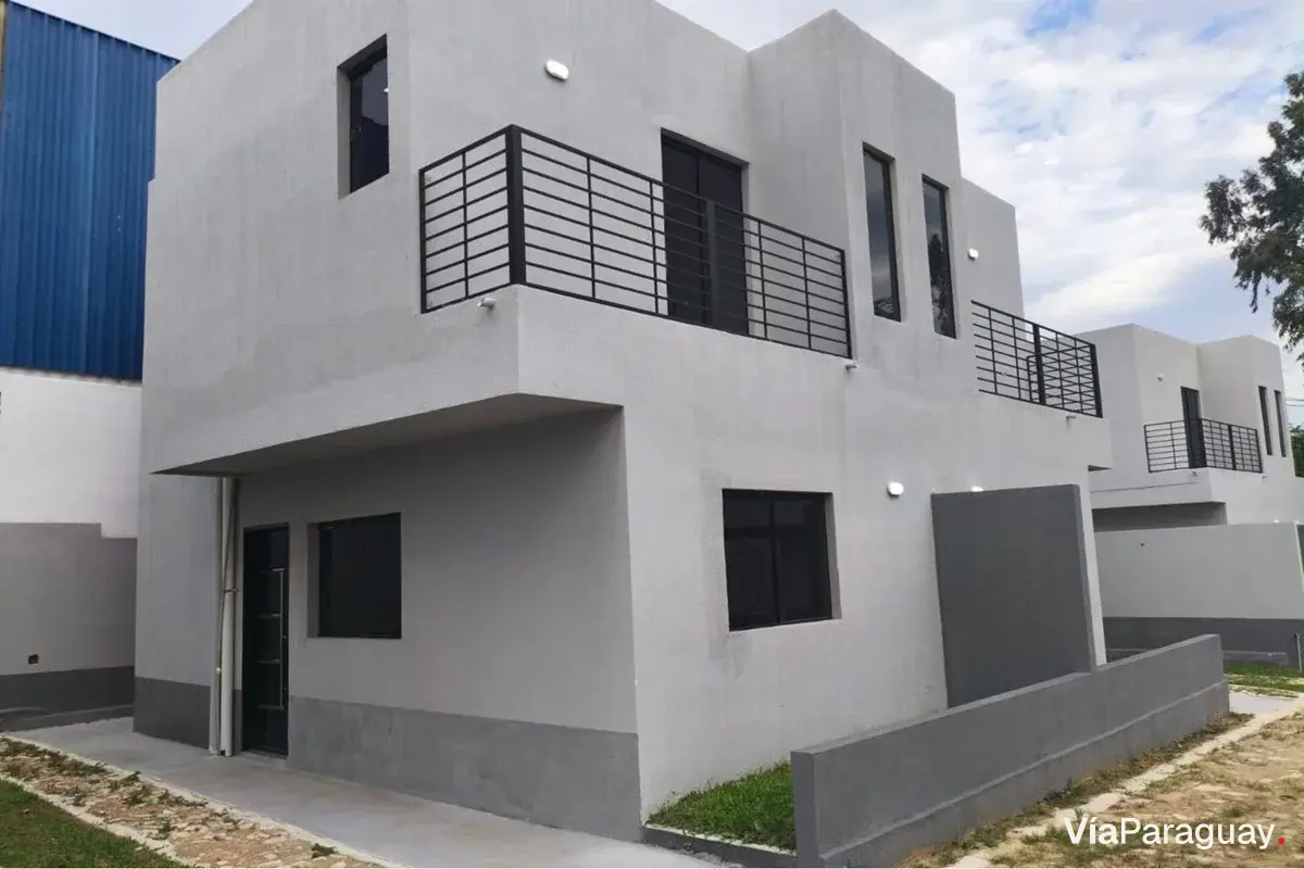 Dúplex à venda no Condominio Camalote, Mariano Roque Alonso