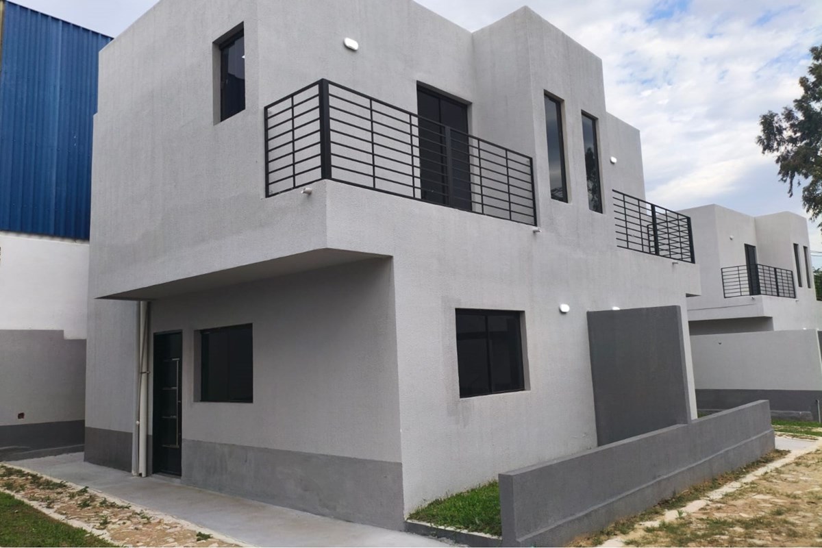 Dúplex à venda no Condominio Camalote, Mariano Roque Alonso