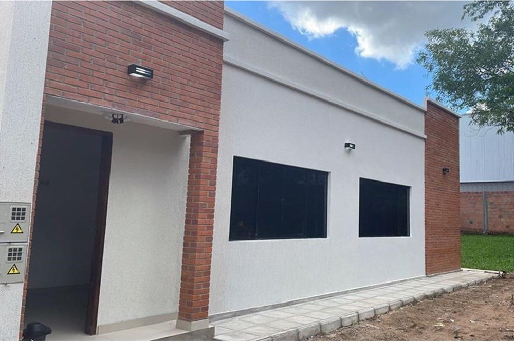 Duplex à venda em Isla Aranda, Limpio