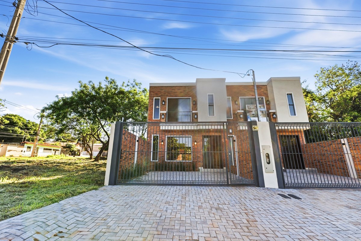 Dúplex en venta en Jardín de Oro, Luque