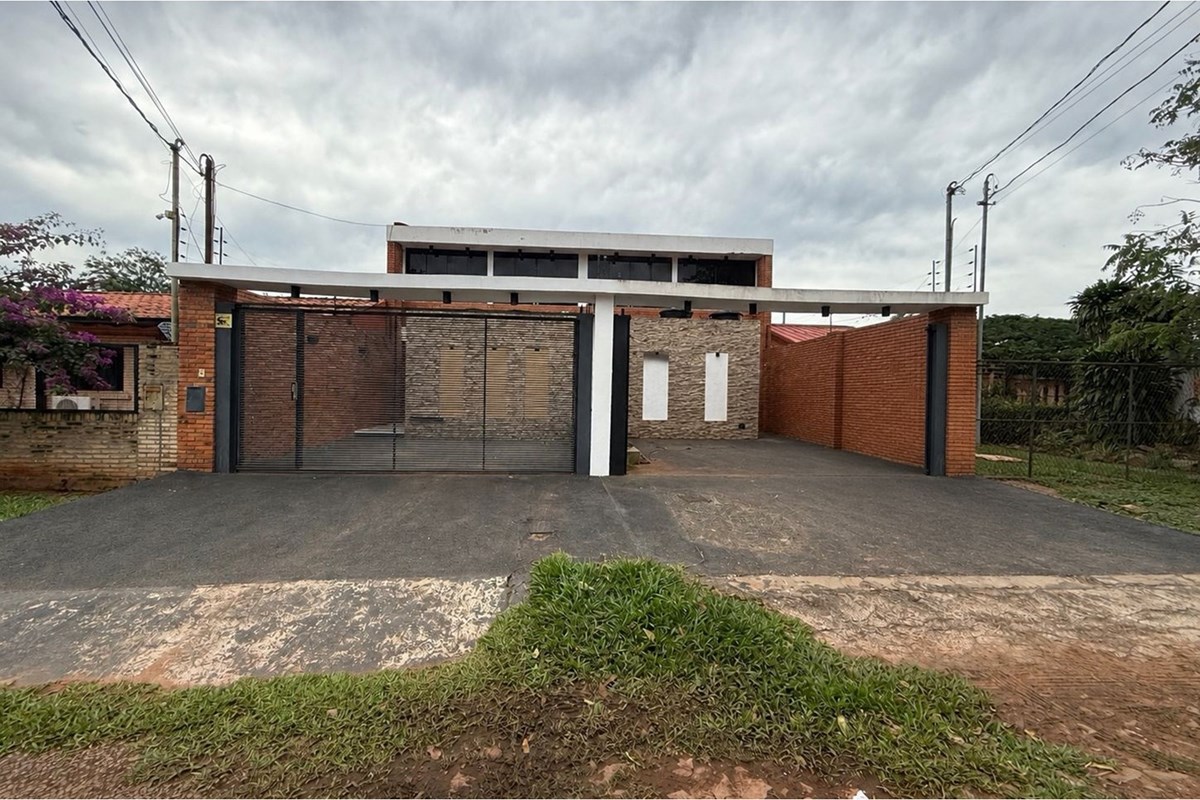 Duplex à venda em Laurelty, San Lorenzo