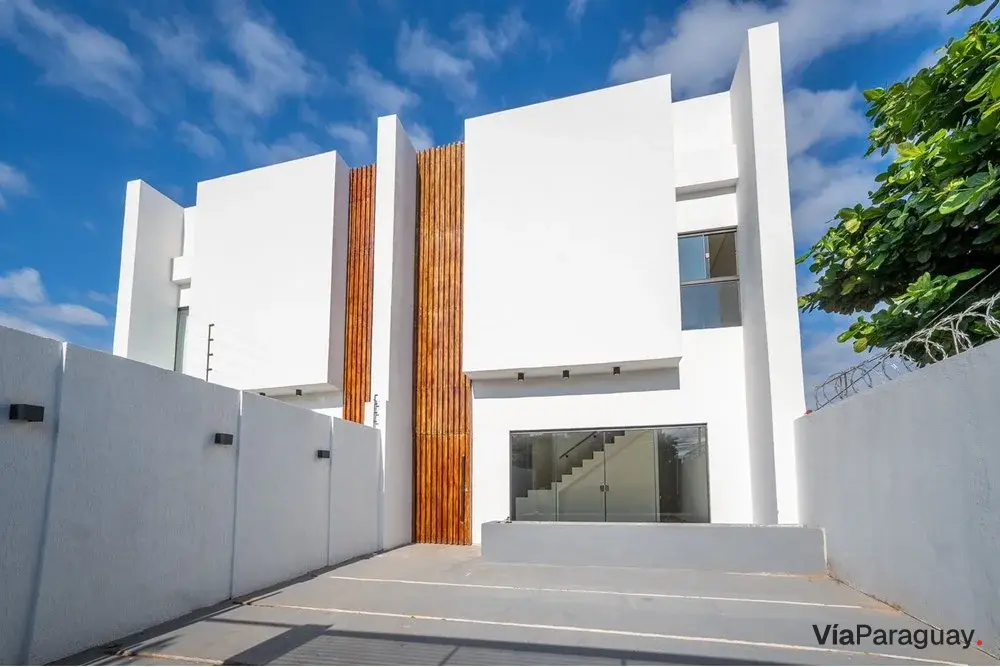 Dúplex en venta en Loma Merlo, Luque