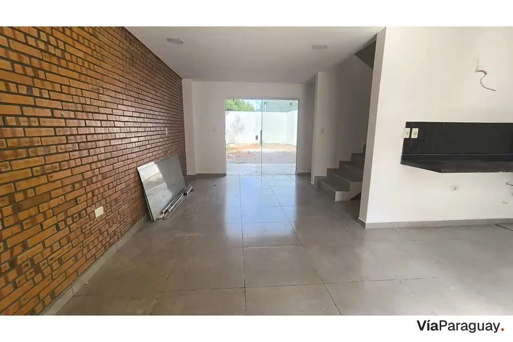 Dúplex en venta en Loma Merlo, Luque